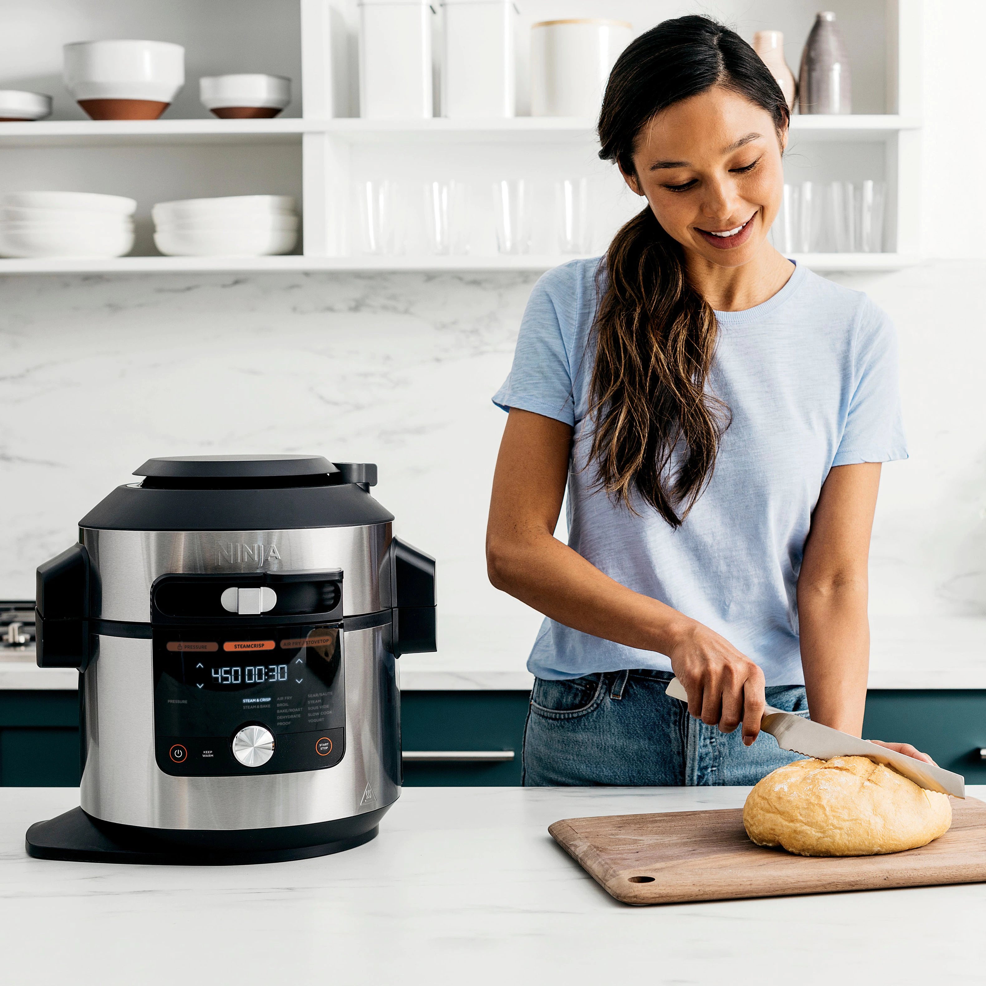  Ninja OL601 Foodi XL 8 Qt. Pressure Cooker Steam Fryer with  SmartLid, 14-in-1 that Air Fries, Bakes & More, with 3-Layer Capacity, 5 Qt.  Crisp Basket & 45 Recipes, Silver/Black